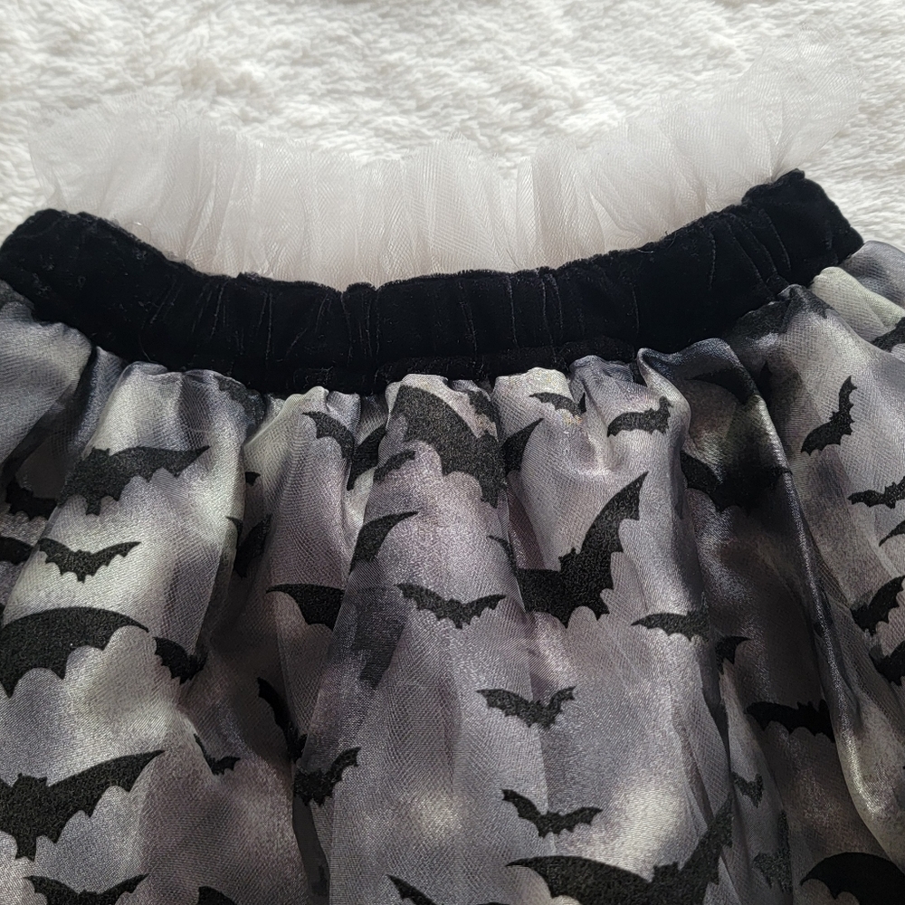 Halloween 🦇 Skirt With Bat Print for little girl - Picture 6 of 8